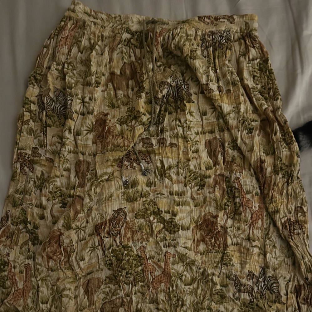 Basic Editions Green and Brown Patterned Scarf